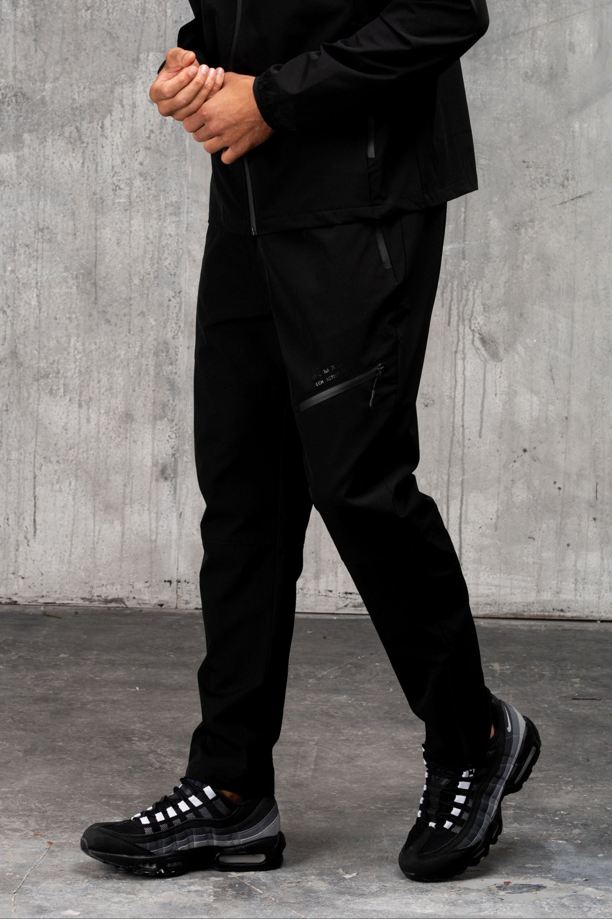 ASCENT V2 TECH PANT - BLACK – Beck and Hersey