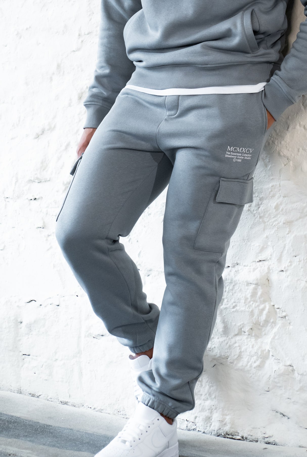 INTEGER TRACKSUIT - LAVA GREY