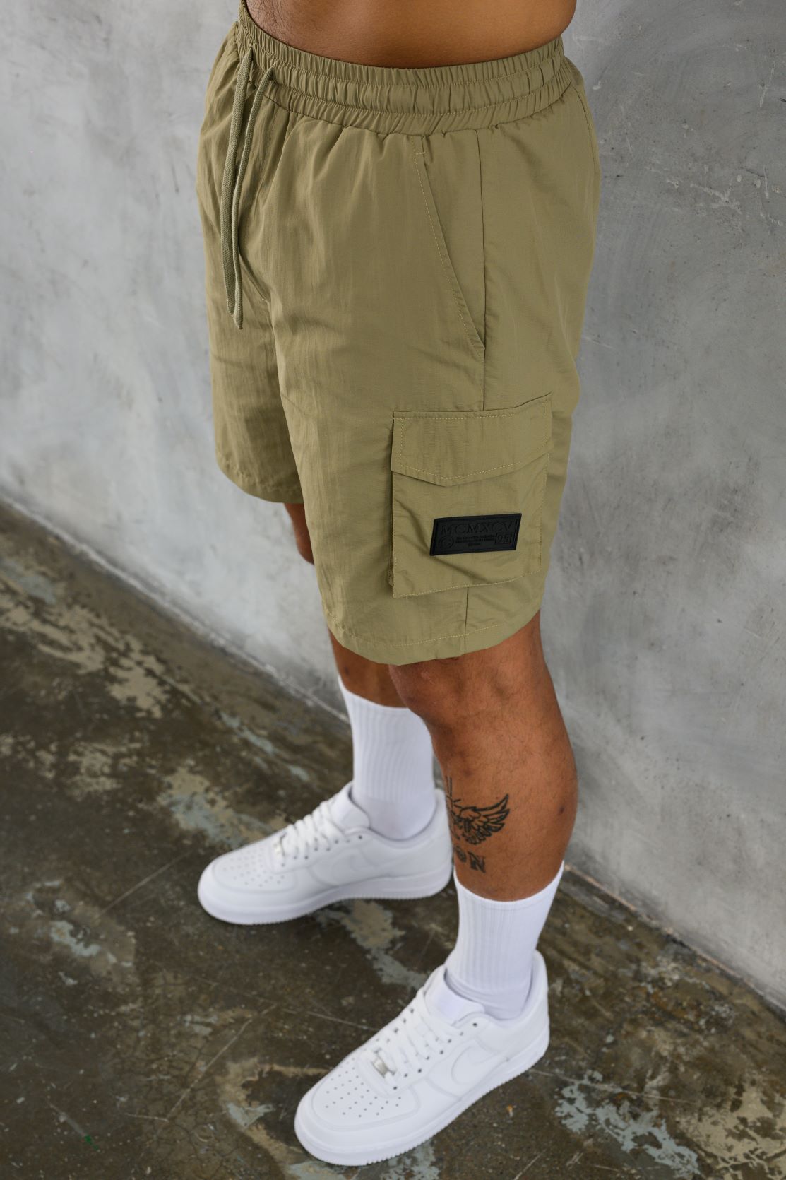 ELITE UTILITY CARGO SHORTS - CEMENT