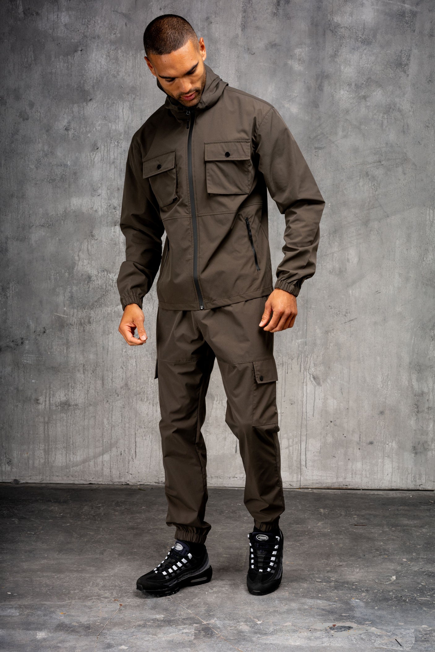 UNIT TECH TRACKSUIT - URBAN GREY