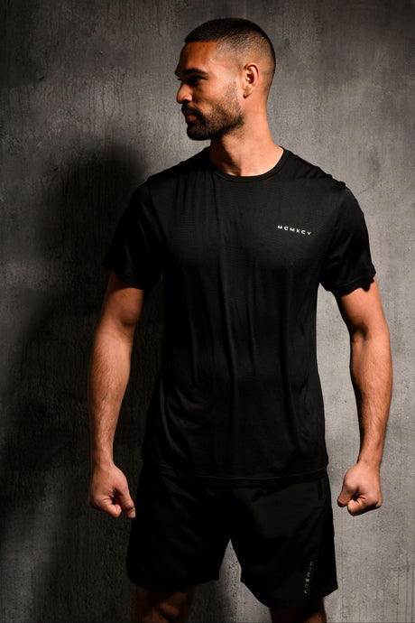 VOLT ACTIVE SHORT - BLACK