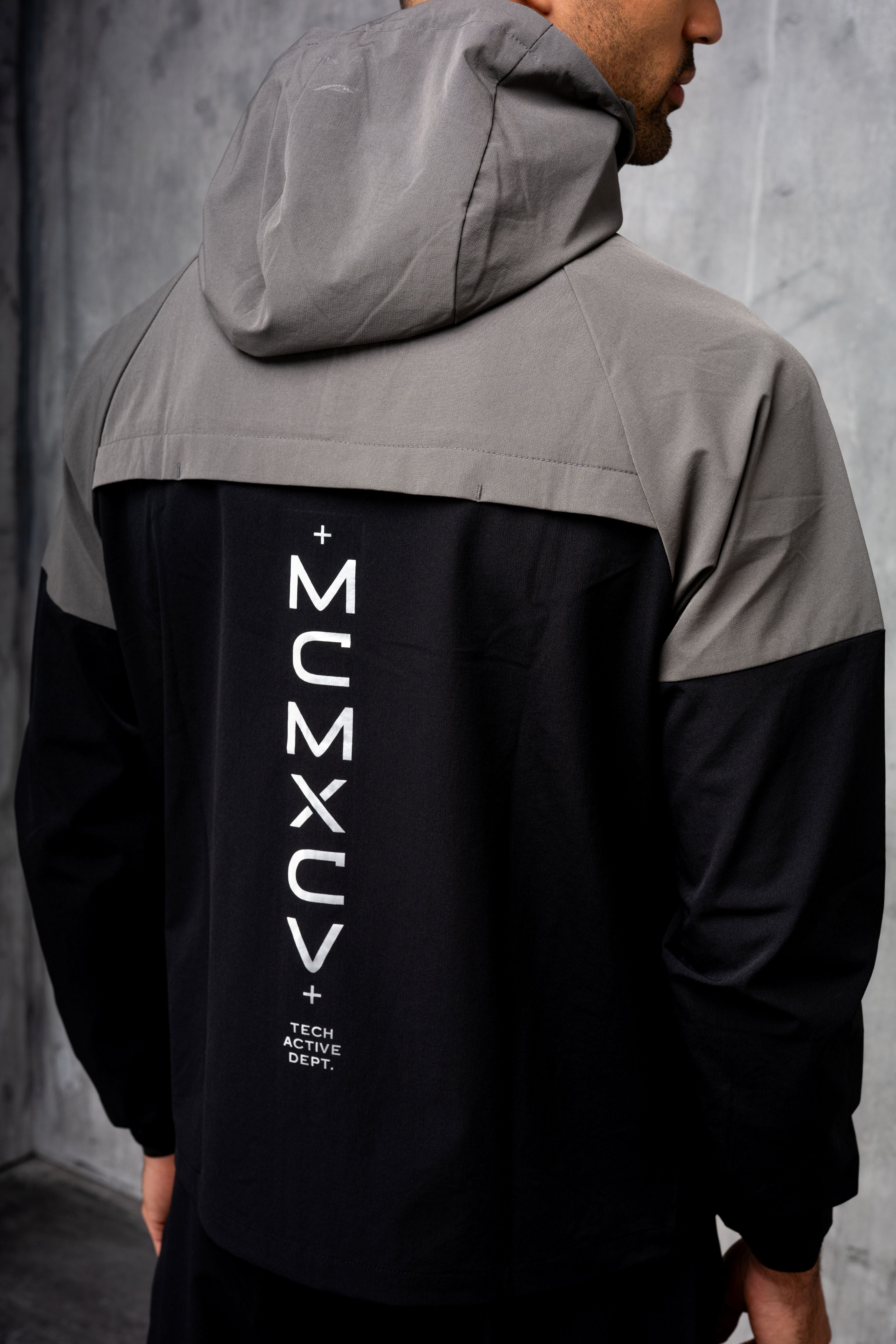ASCENT WINDBREAKER JACKET - BLACK/GREY – Beck and Hersey