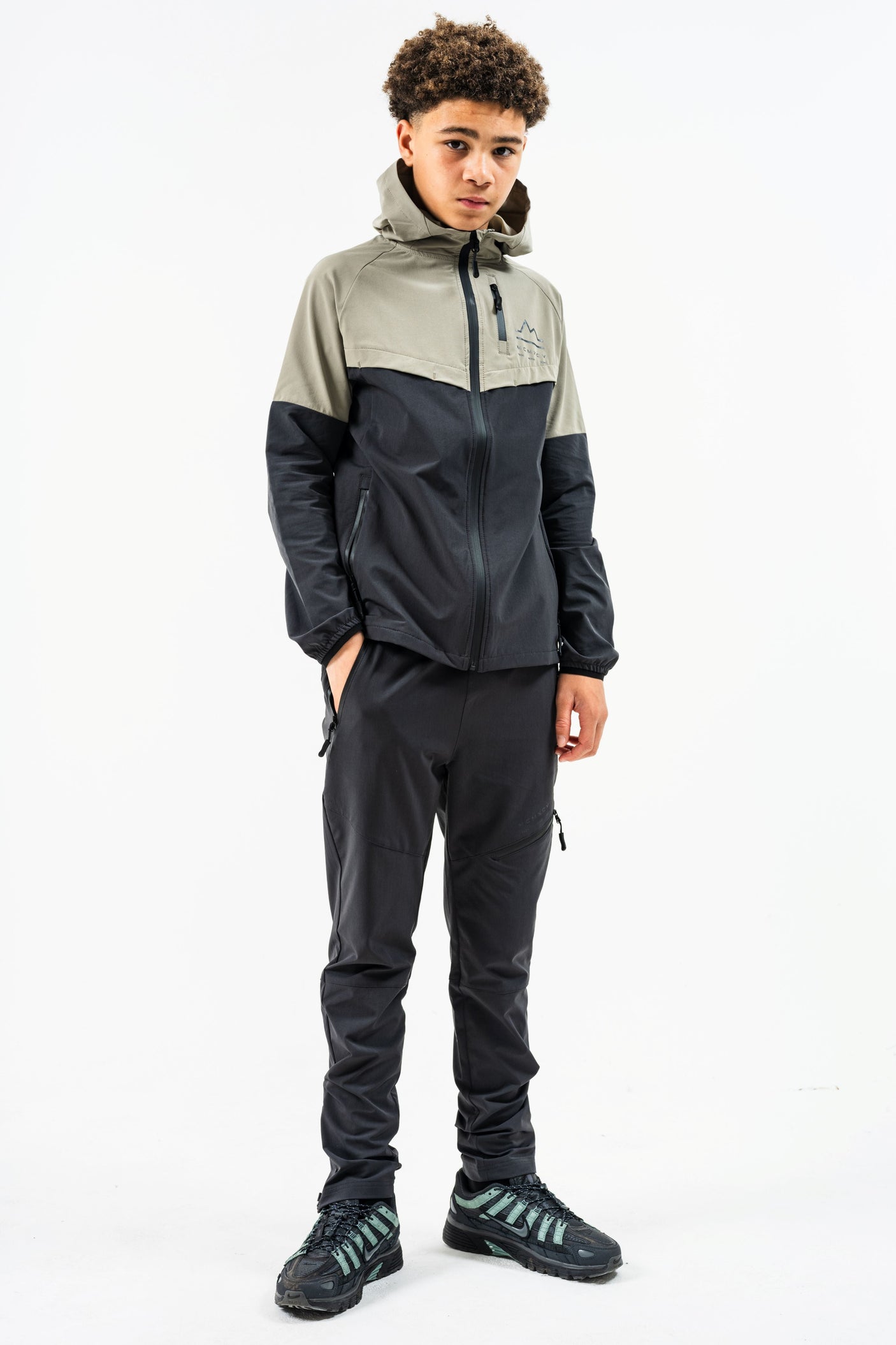 ASCENT JUNIOR TECH TRACKSUIT- GREY/DARK CHARCOAL