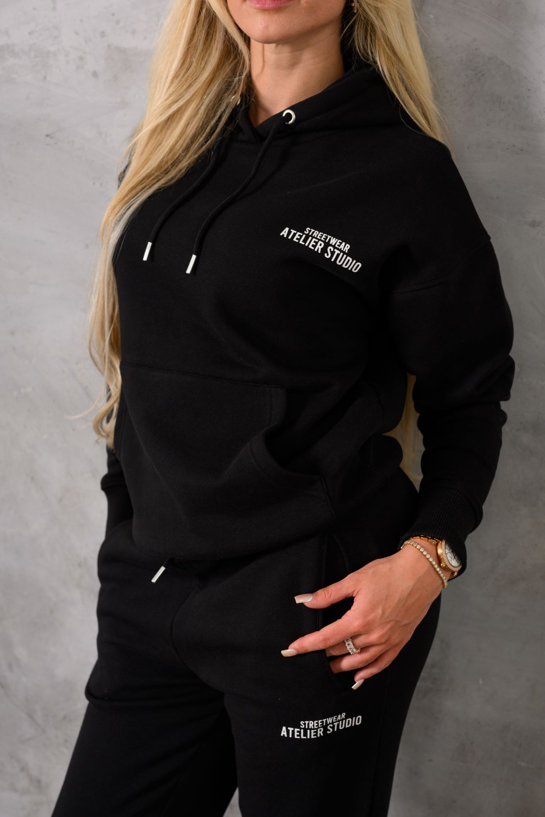 ATELIER HOODIE - BLACK