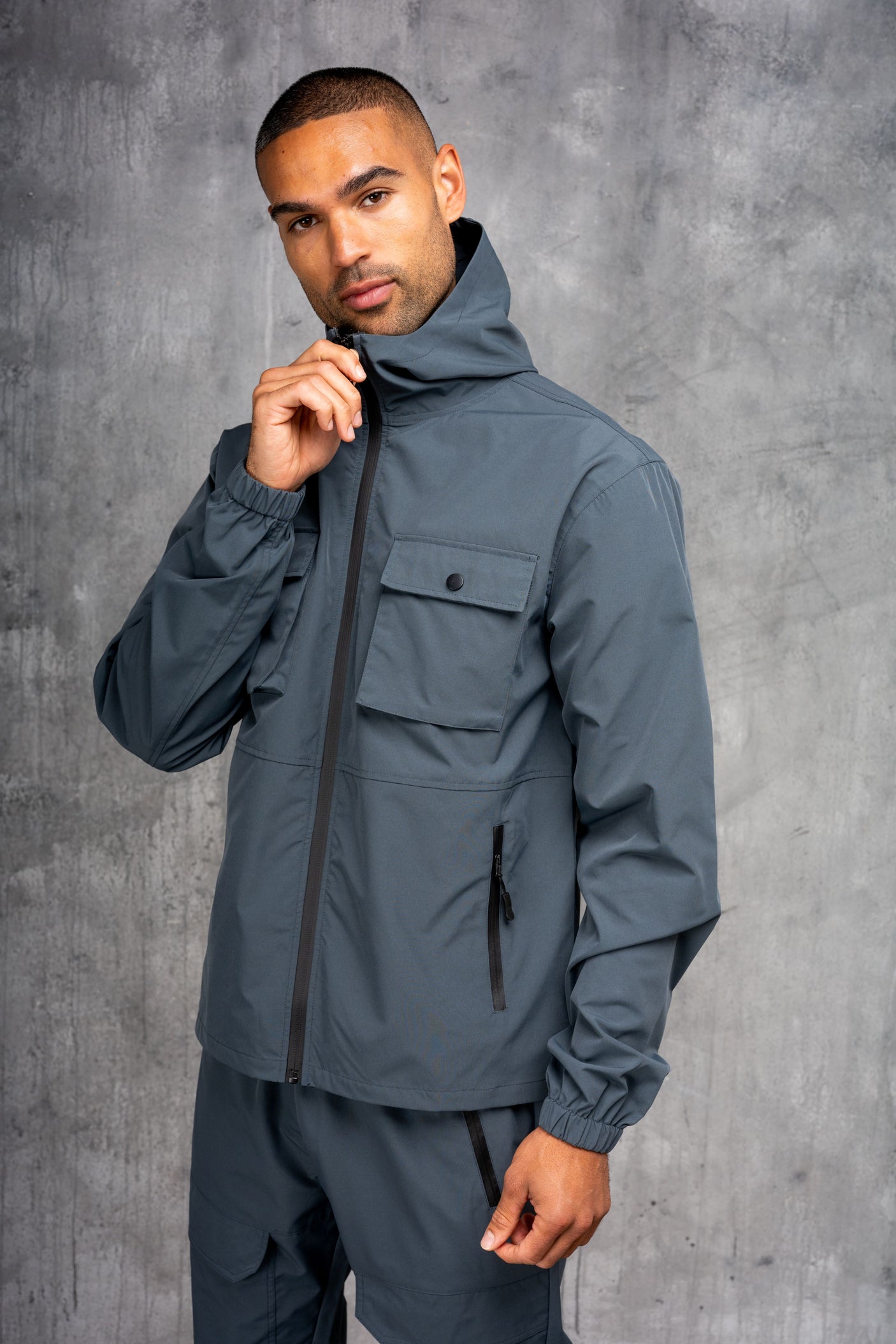 AVENTUS TECH TRACKSUIT - CHARCOAL