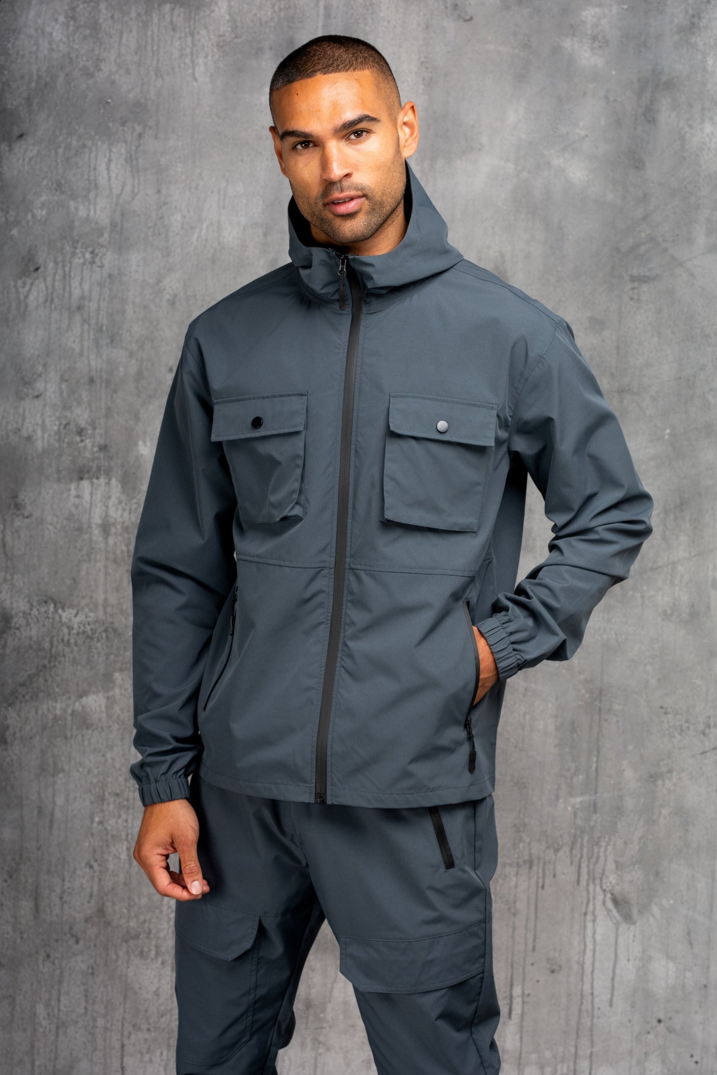 AVENTUS TECH TRACKSUIT - CHARCOAL