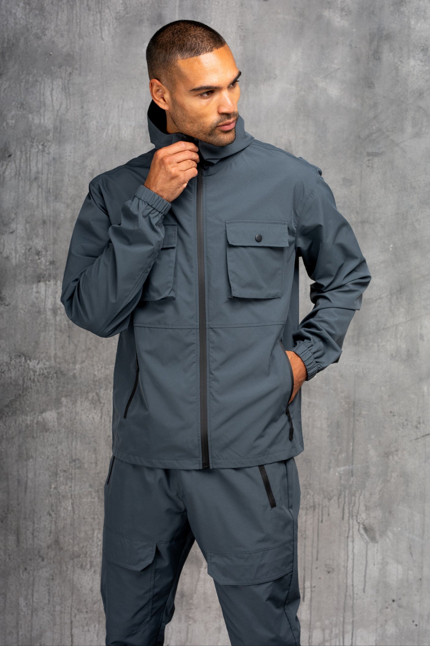 AVENTUS TECH TRACKSUIT - CHARCOAL