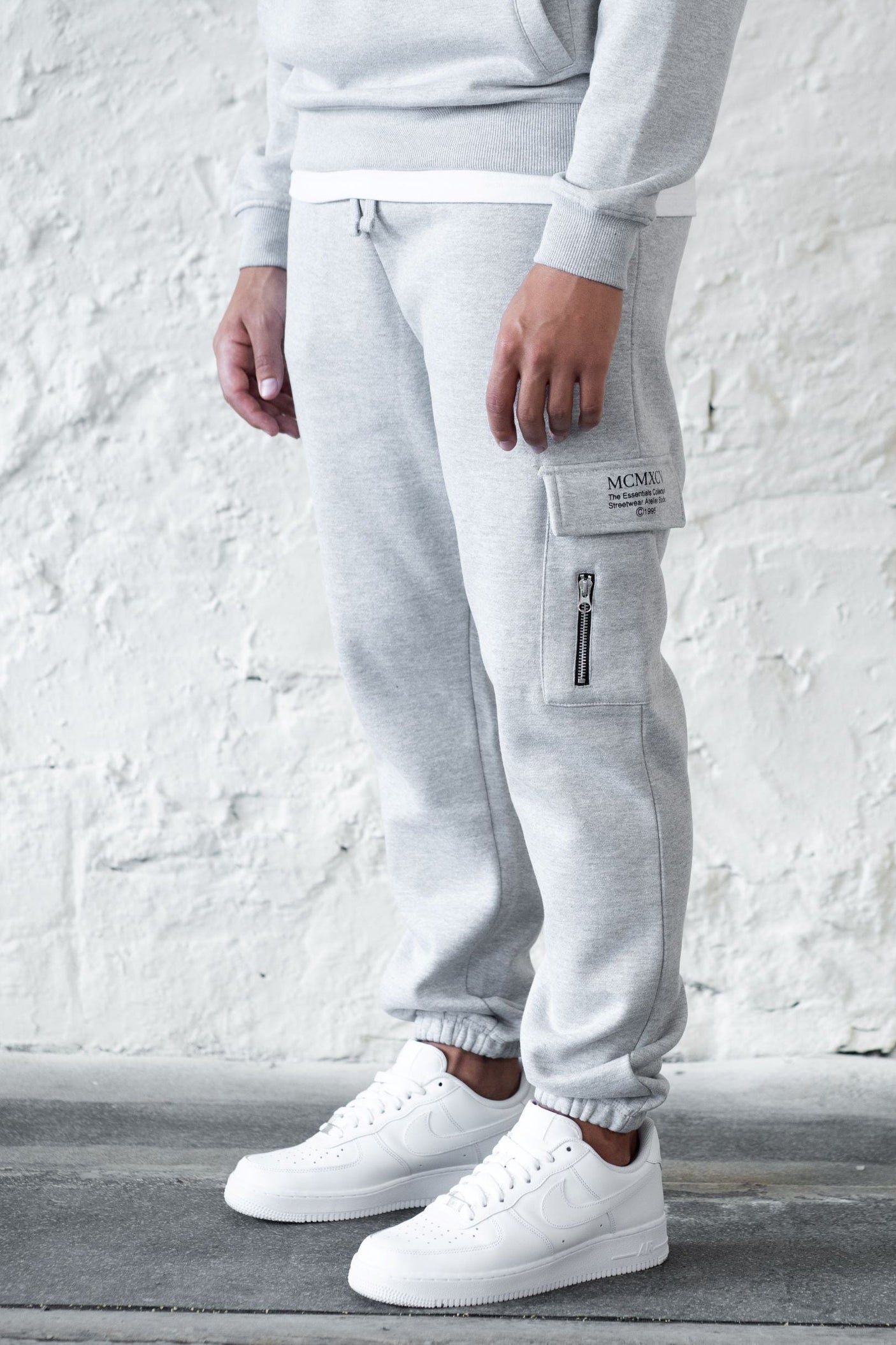 BOURNE JOGGERS - GREY MARL