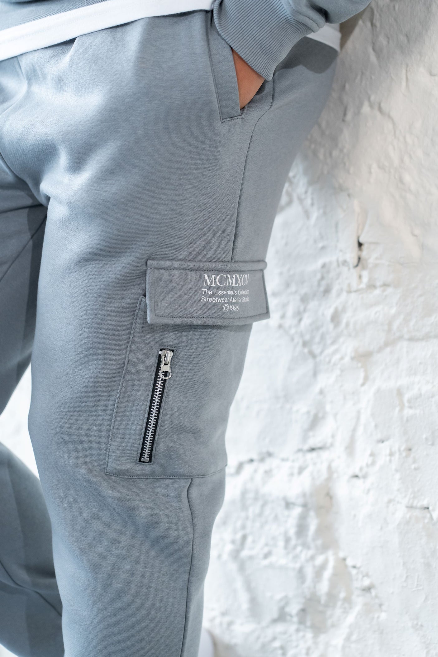 BOURNE JOGGERS - LAVA GREY
