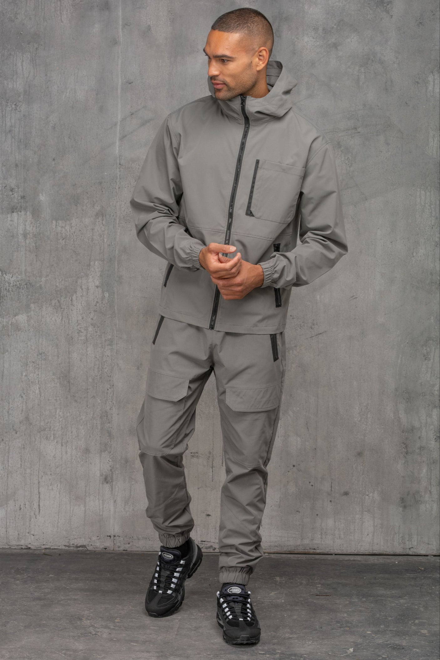 CADET TECH TRACKSUIT - CHARCOAL