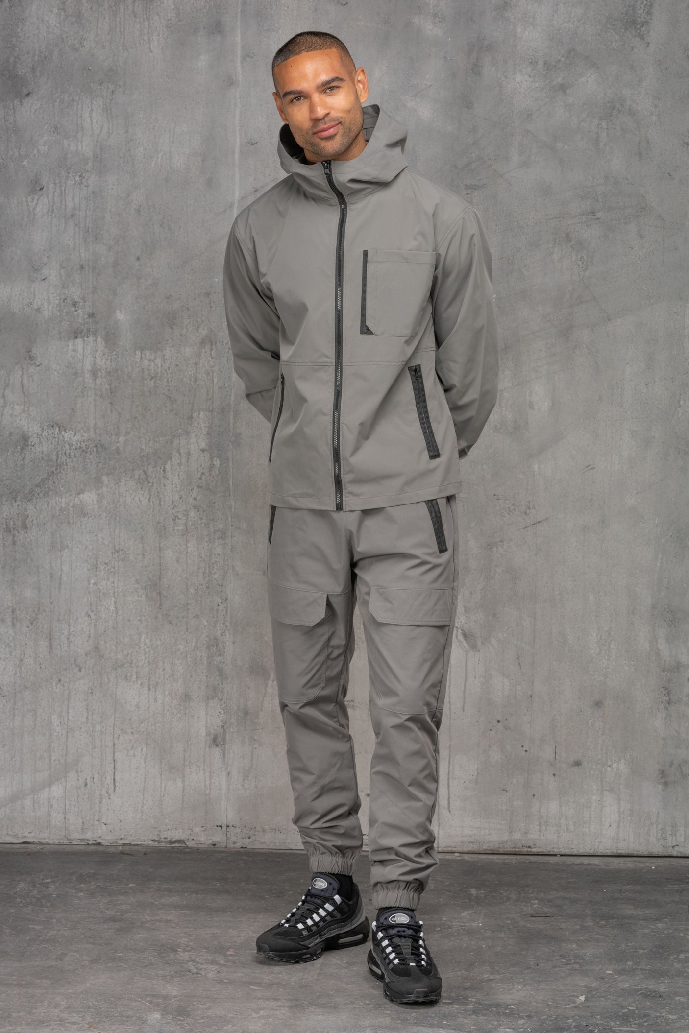 CADET TECH TRACKSUIT - CHARCOAL