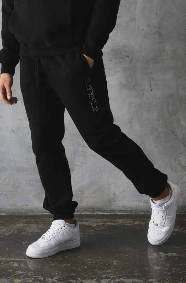 CARDINAL JOGGERS - BLACK