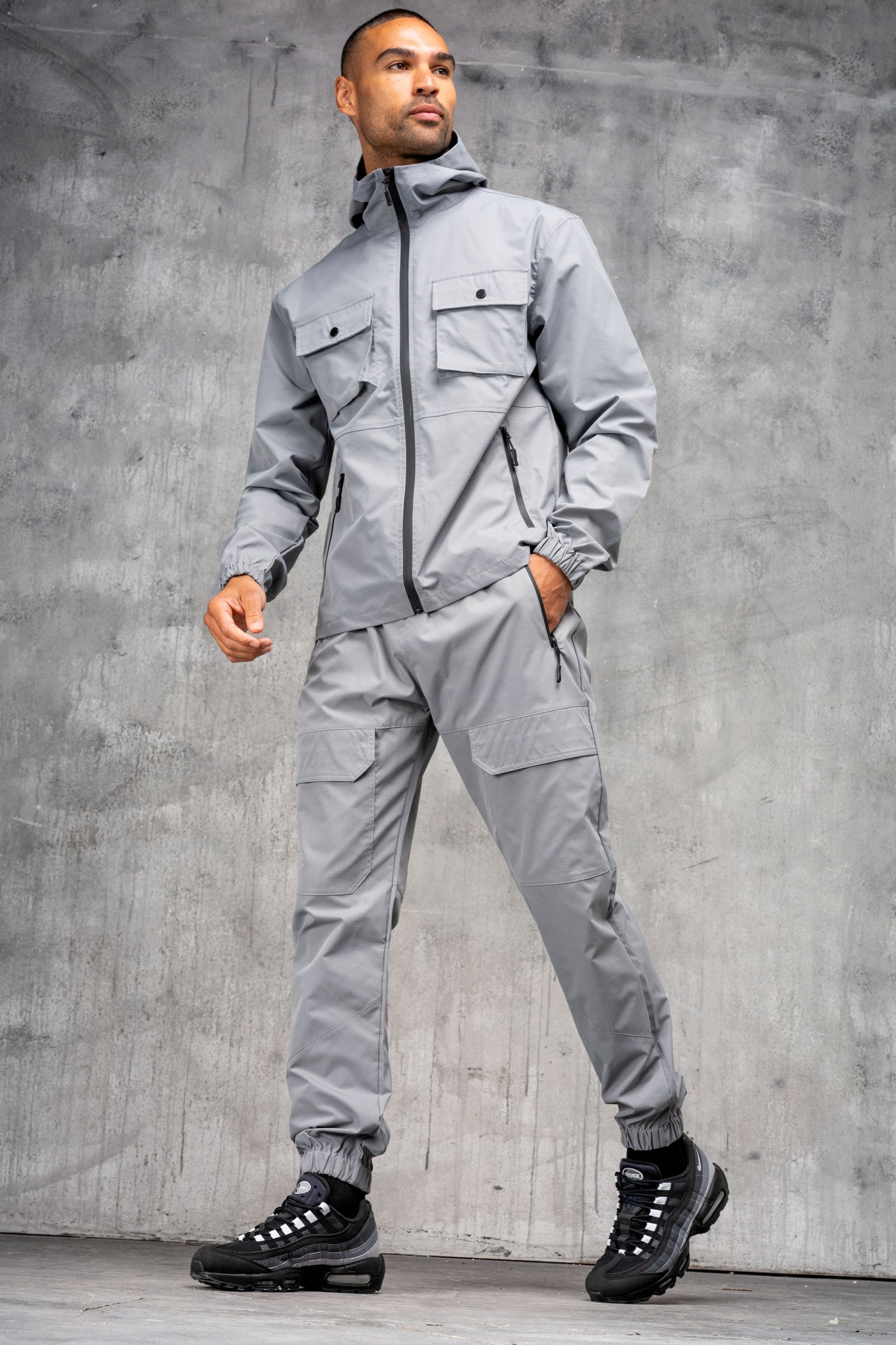 CREED TECH TRACKSUIT - MID GREY