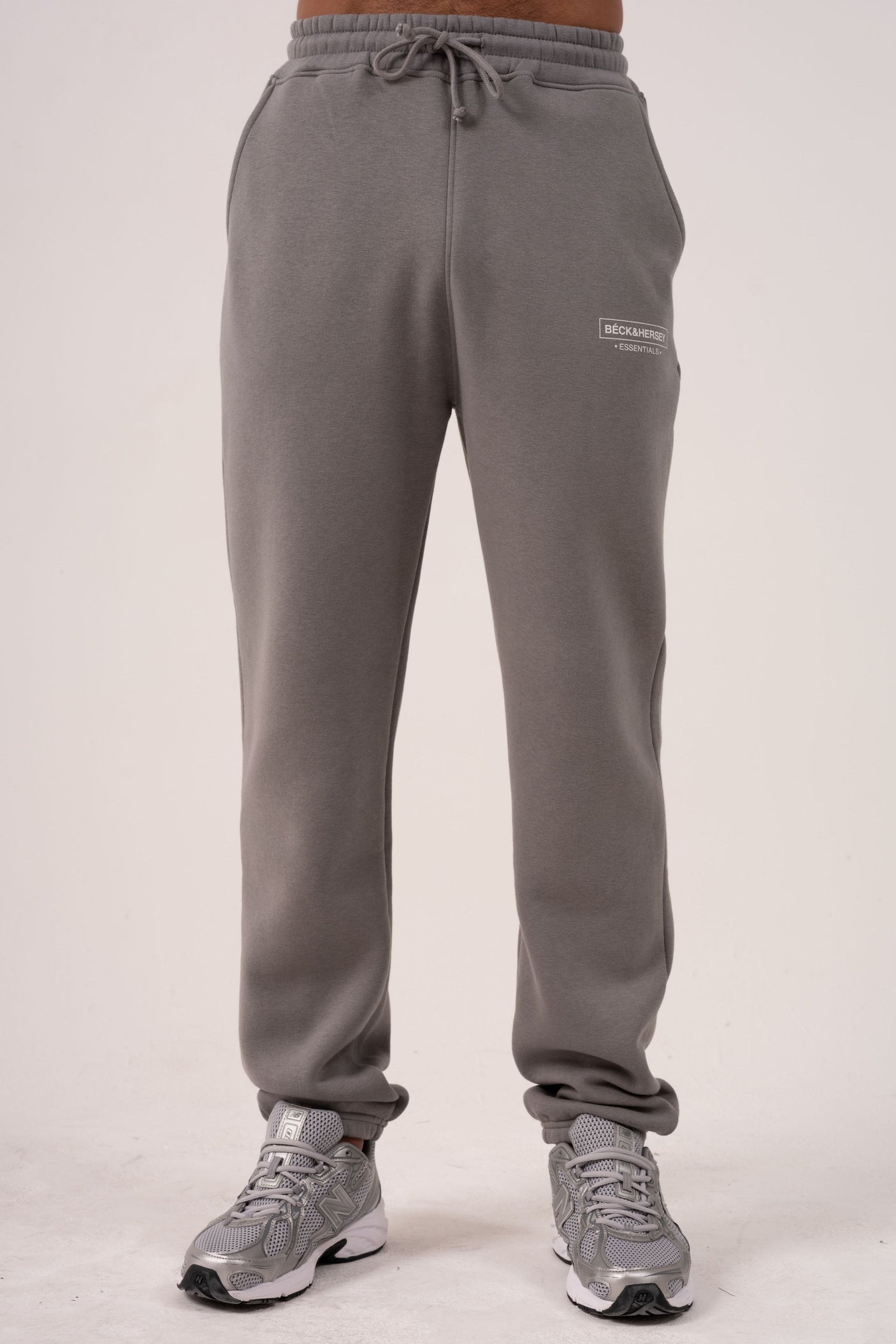 ESSENTIAL JOGGERS - LAVA