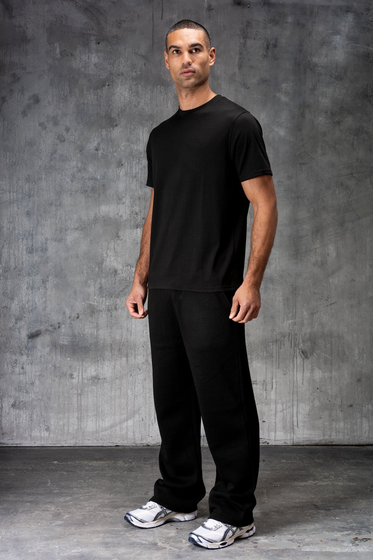 FELIX (UNBRANDED) OPEN HEM JOGGERS - BLACK