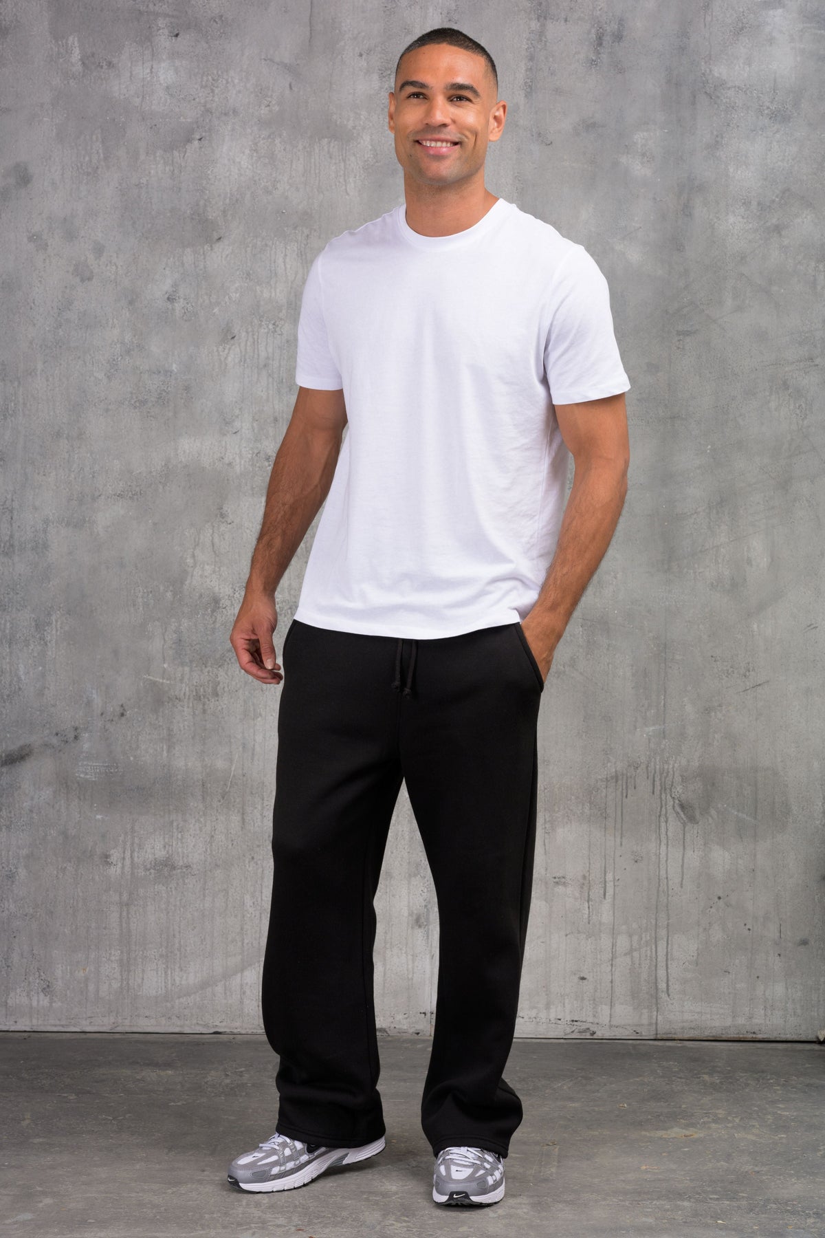 FELIX (UNBRANDED) OPEN HEM JOGGERS - BLACK
