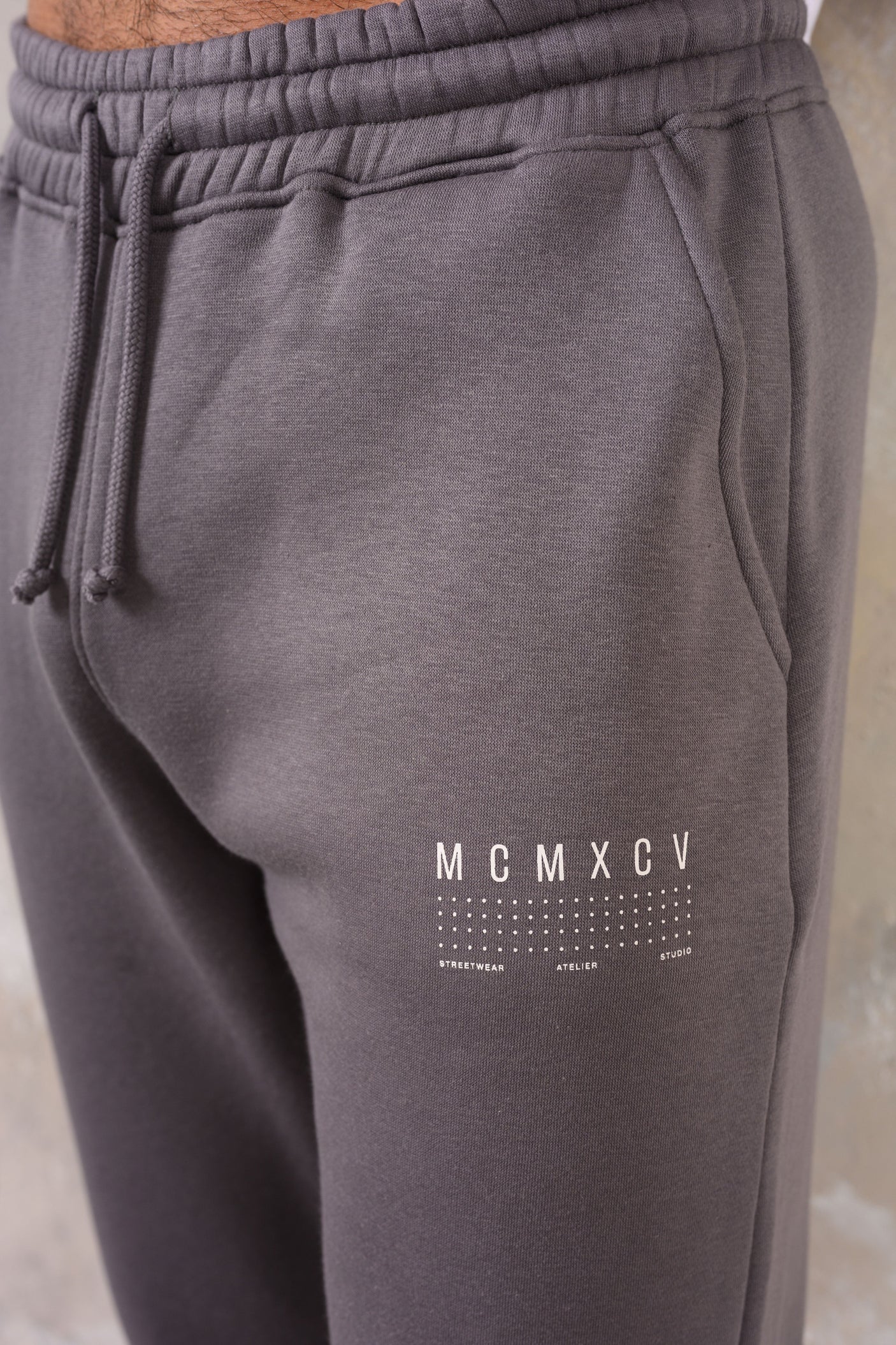 FENTON CUFFED JOGGERS - CHARCOAL