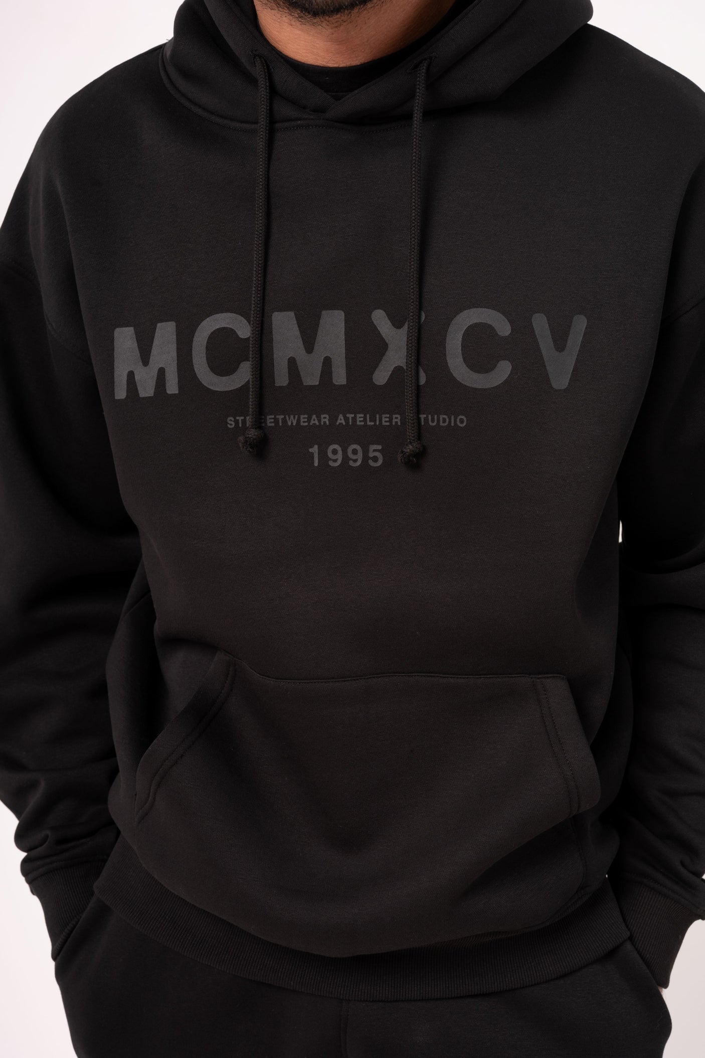 GAMBIT TRACKSUIT - BLACK