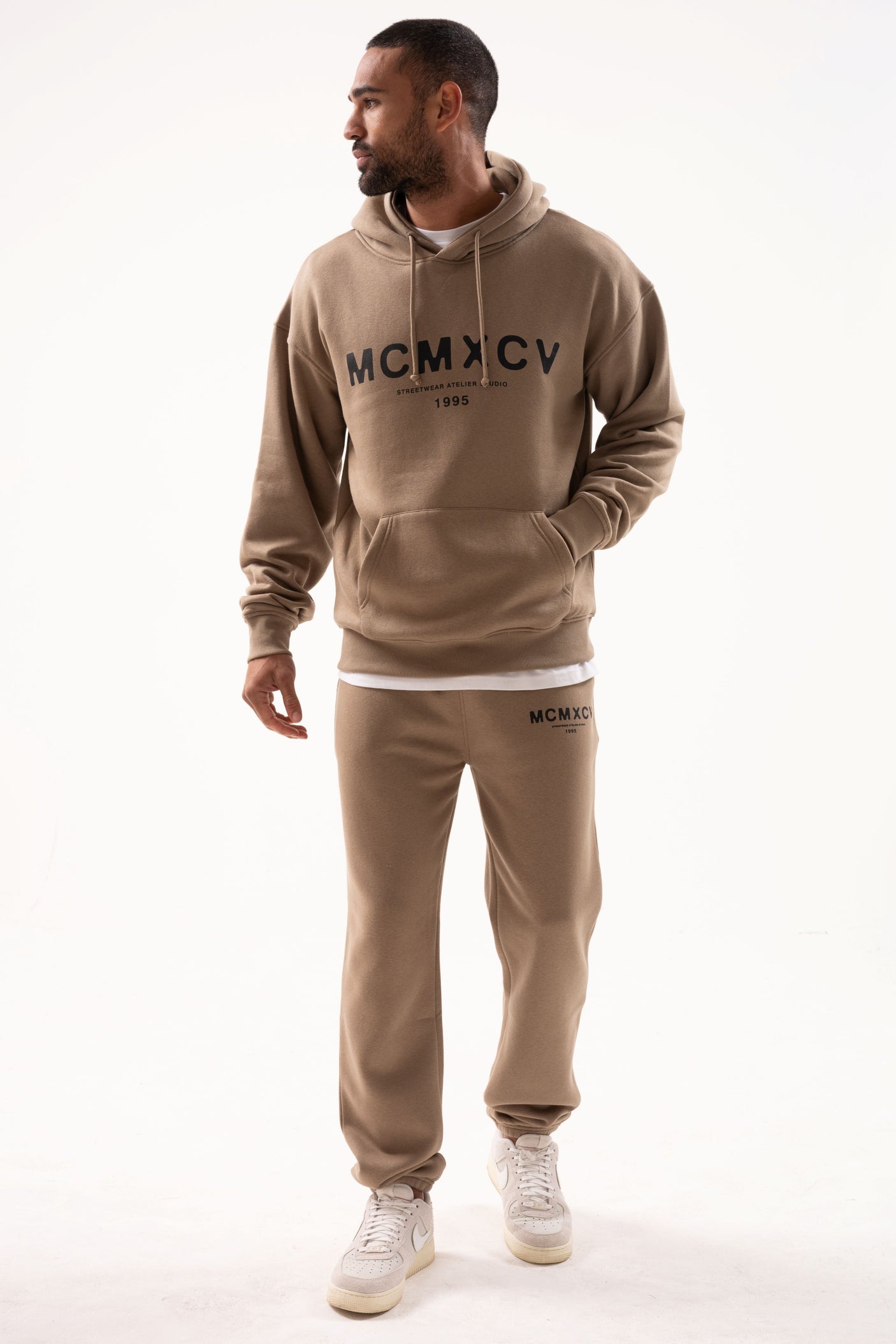 GAMBIT TRACKSUIT - STONE