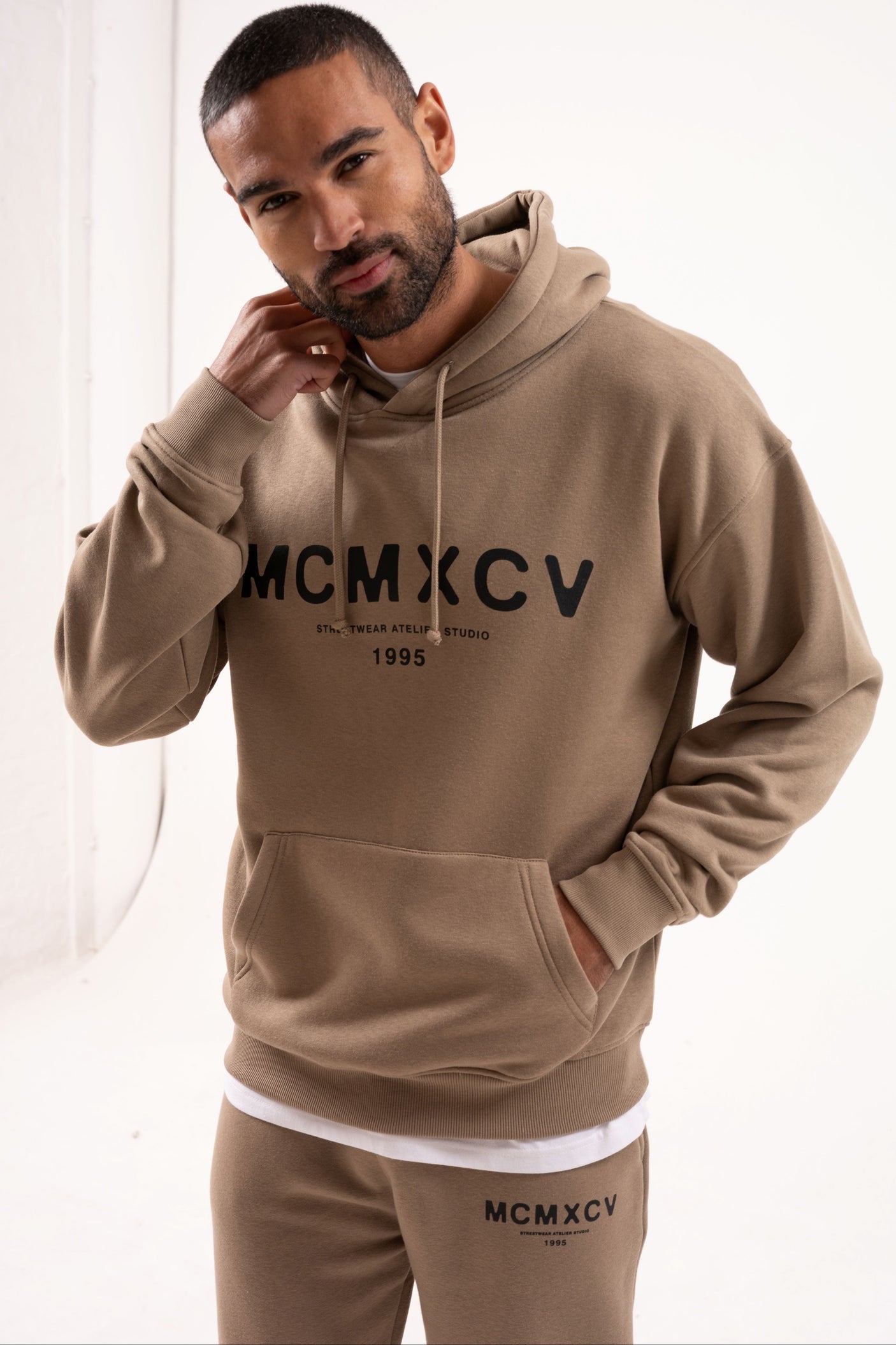 GAMBIT TRACKSUIT - STONE