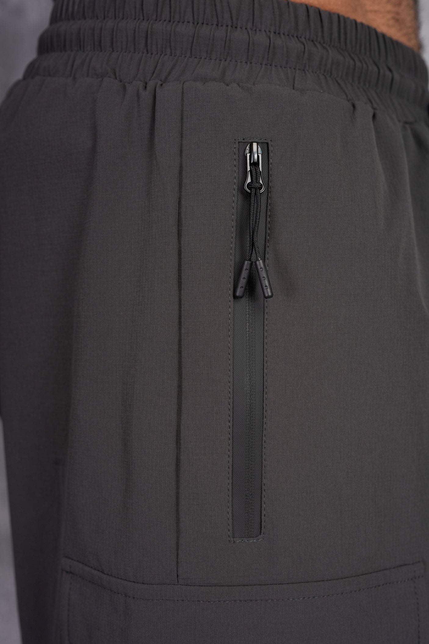 JETSTAR SHORT - IRON GREY