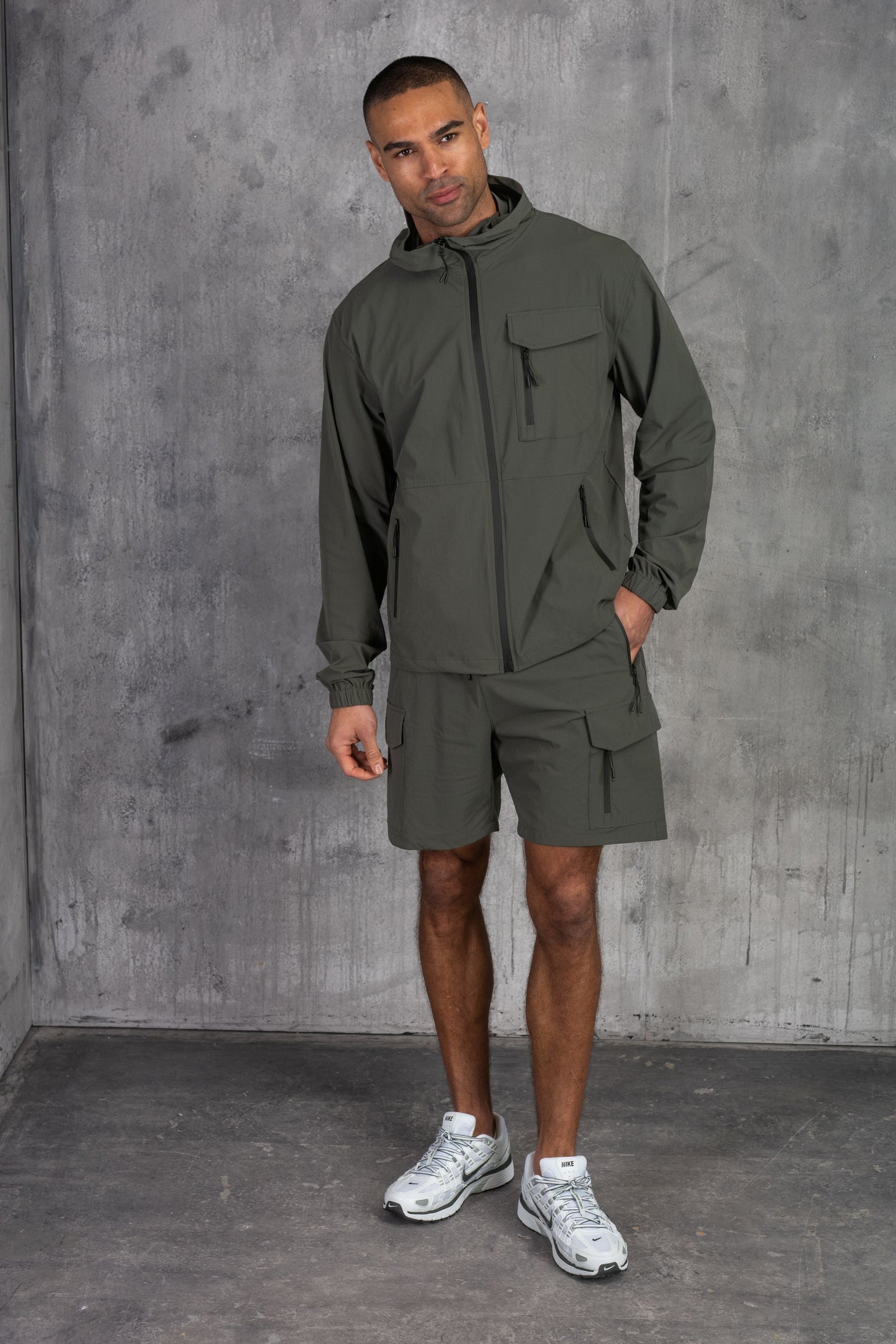 JETSTAR SHORT - DK KHAKI
