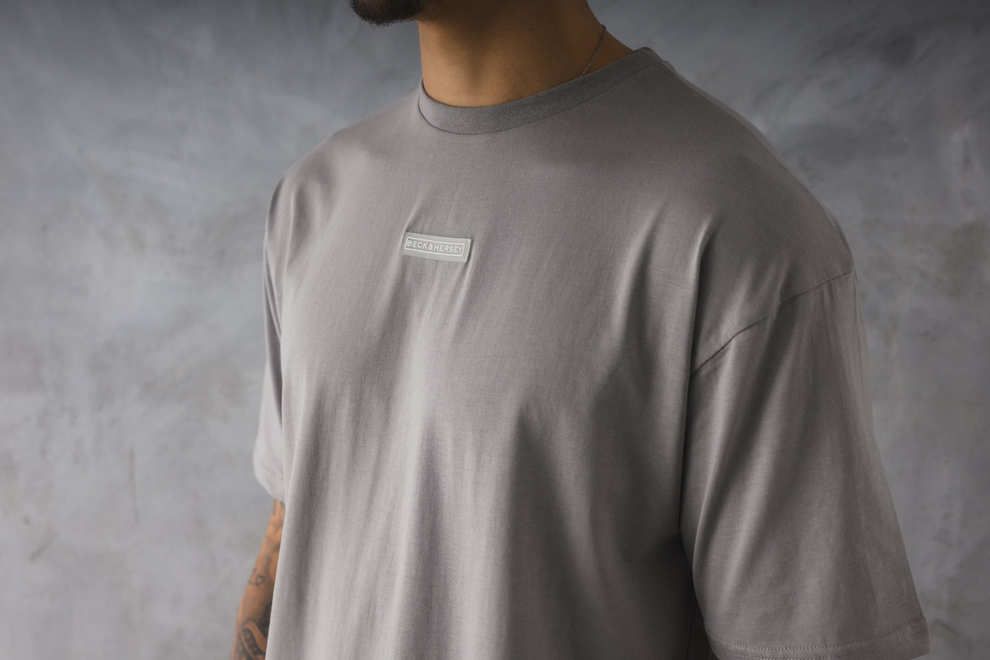 MASON T-SHIRT - MID GREY