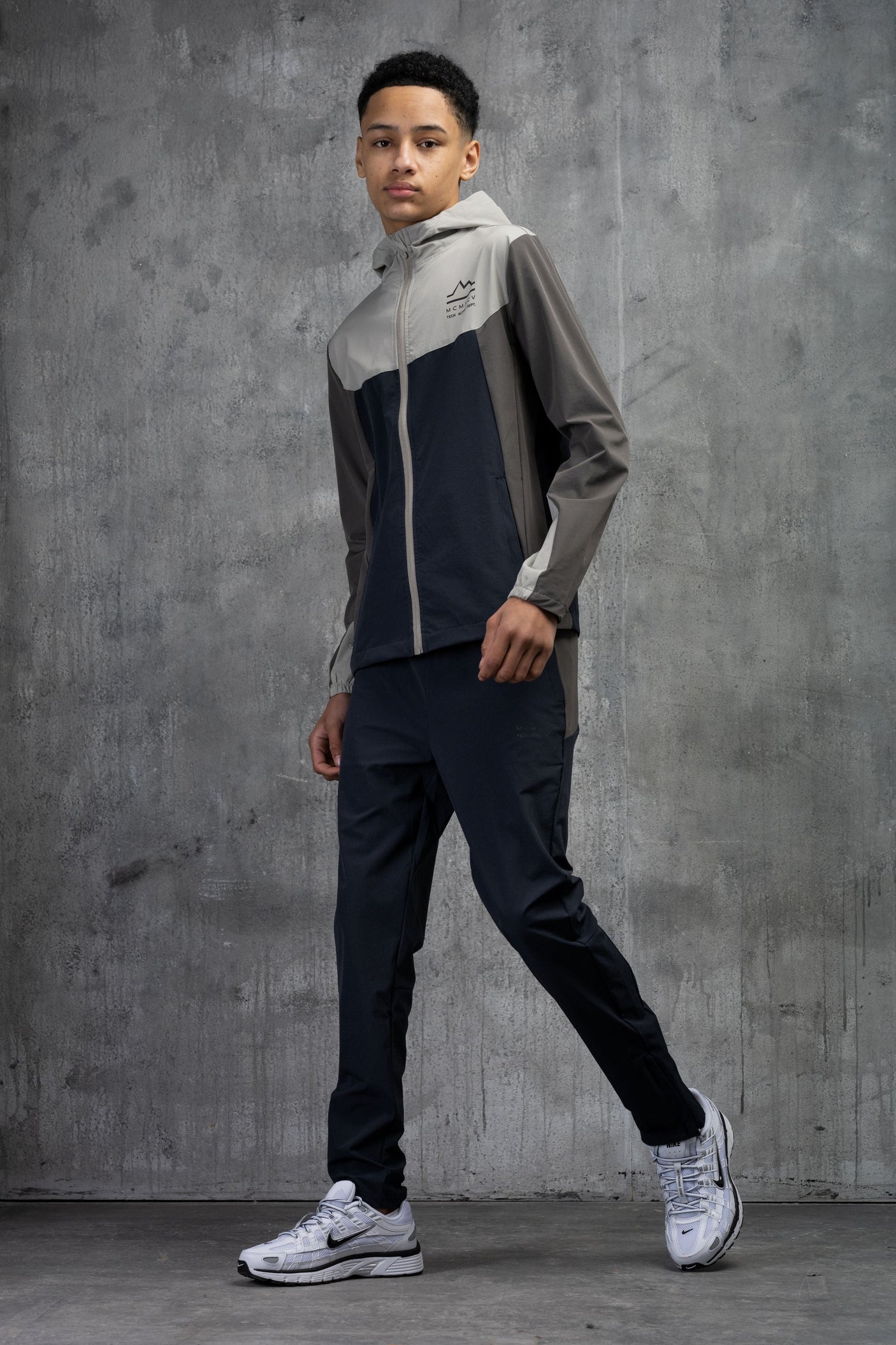 PULSE JUNIOR TECH TRACKSUIT- STONE/OMBRE/CHARCOAL