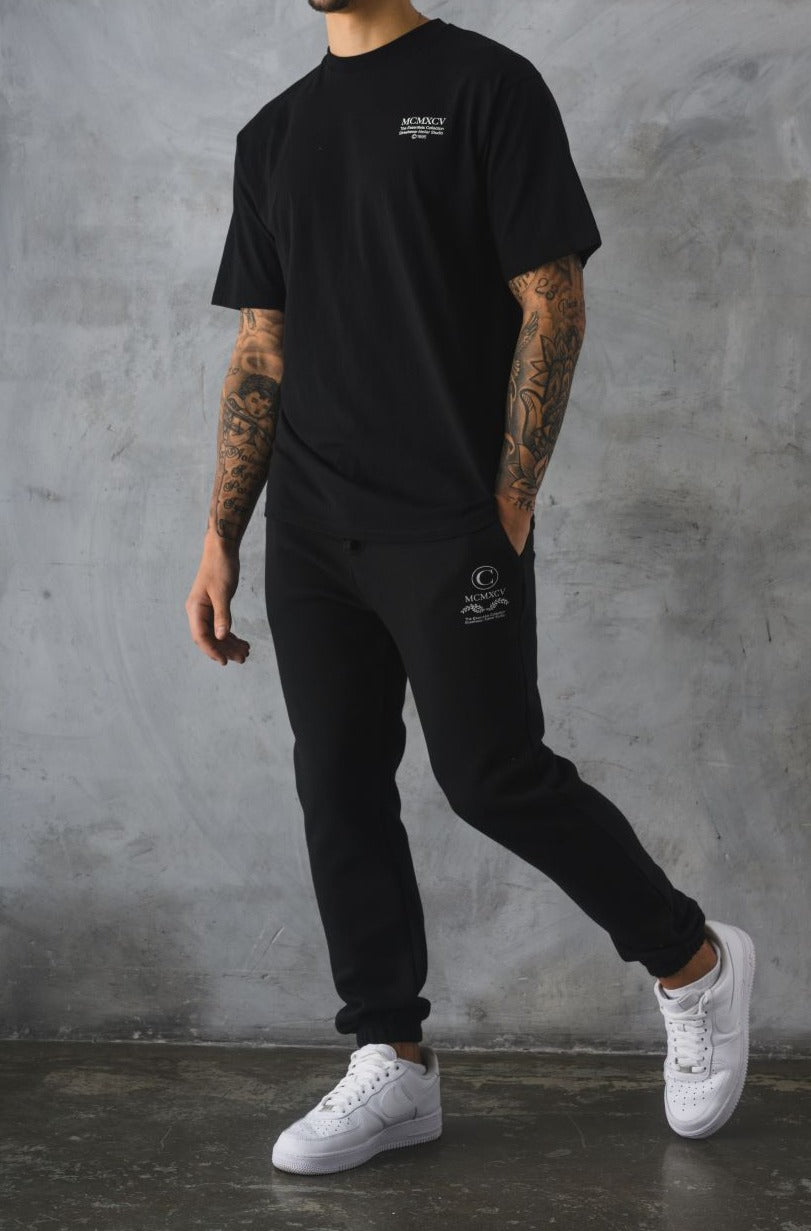 ESSENTIAL T-SHIRT - BLACK