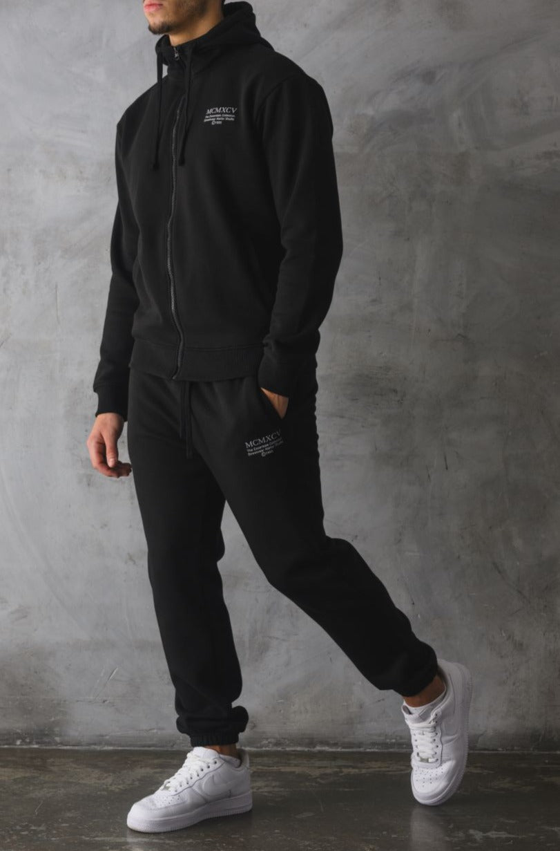 Mens black outlet nike tracksuit