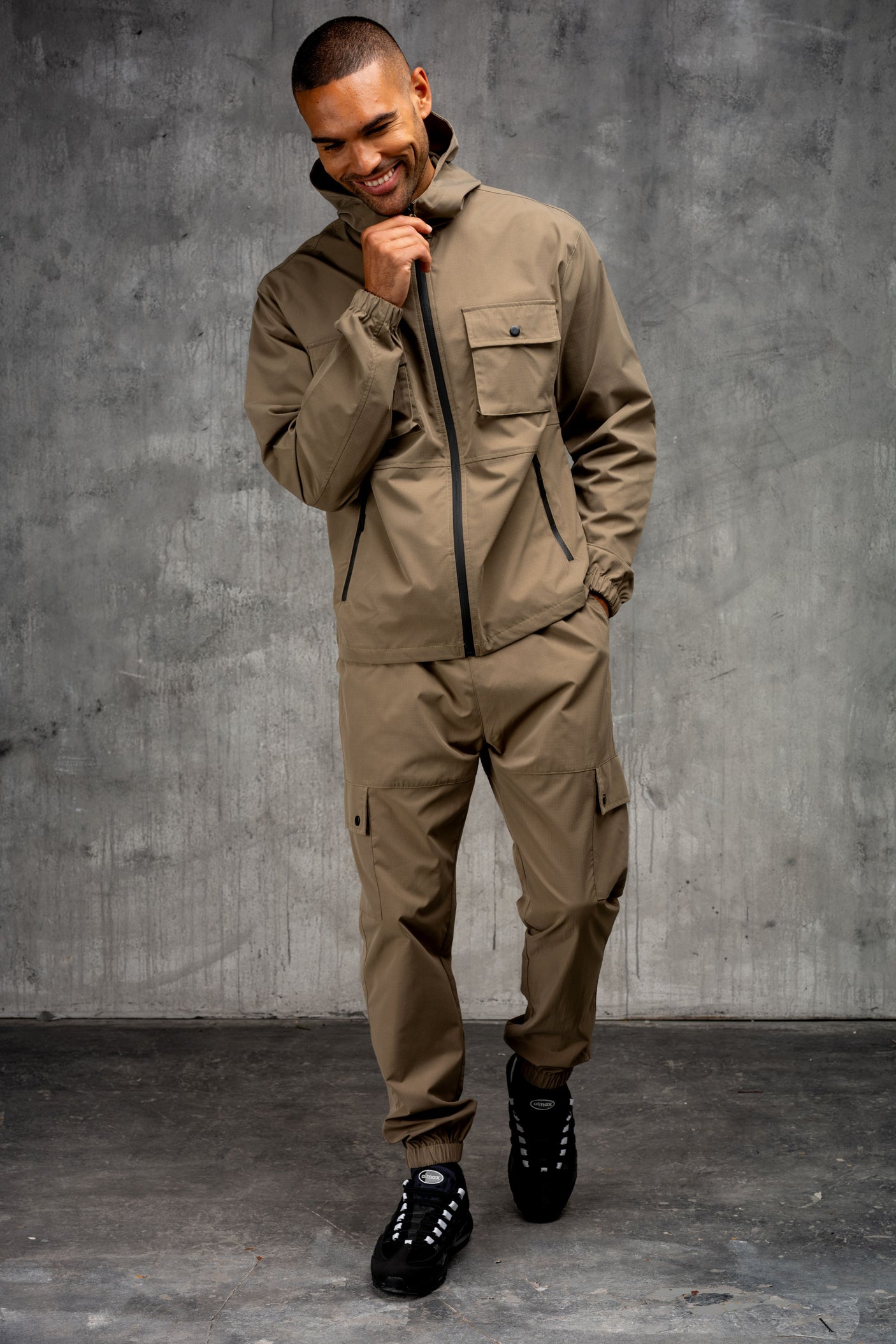 UNIT TECH TRACKSUIT - TAUPE
