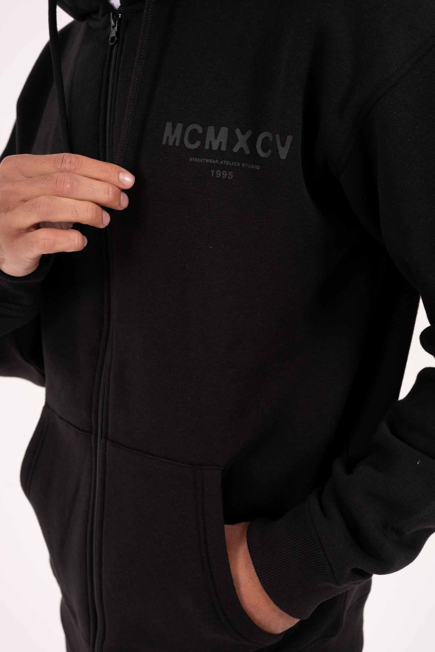 ZEUS OPEN HEM FULL ZIP TRACKSUIT - BLACK