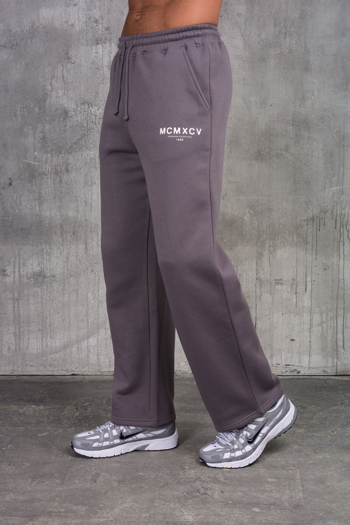 ZEUS 1/4 ZIP TRACKSUIT - CHARCOAL