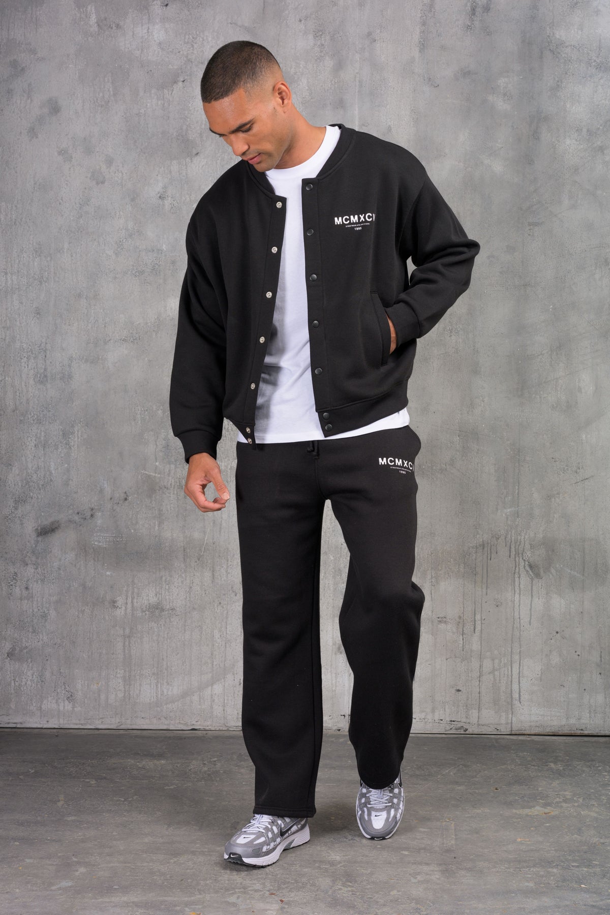 ZEUS VARSITY JACKET & OPEN JOGGER - BLACK