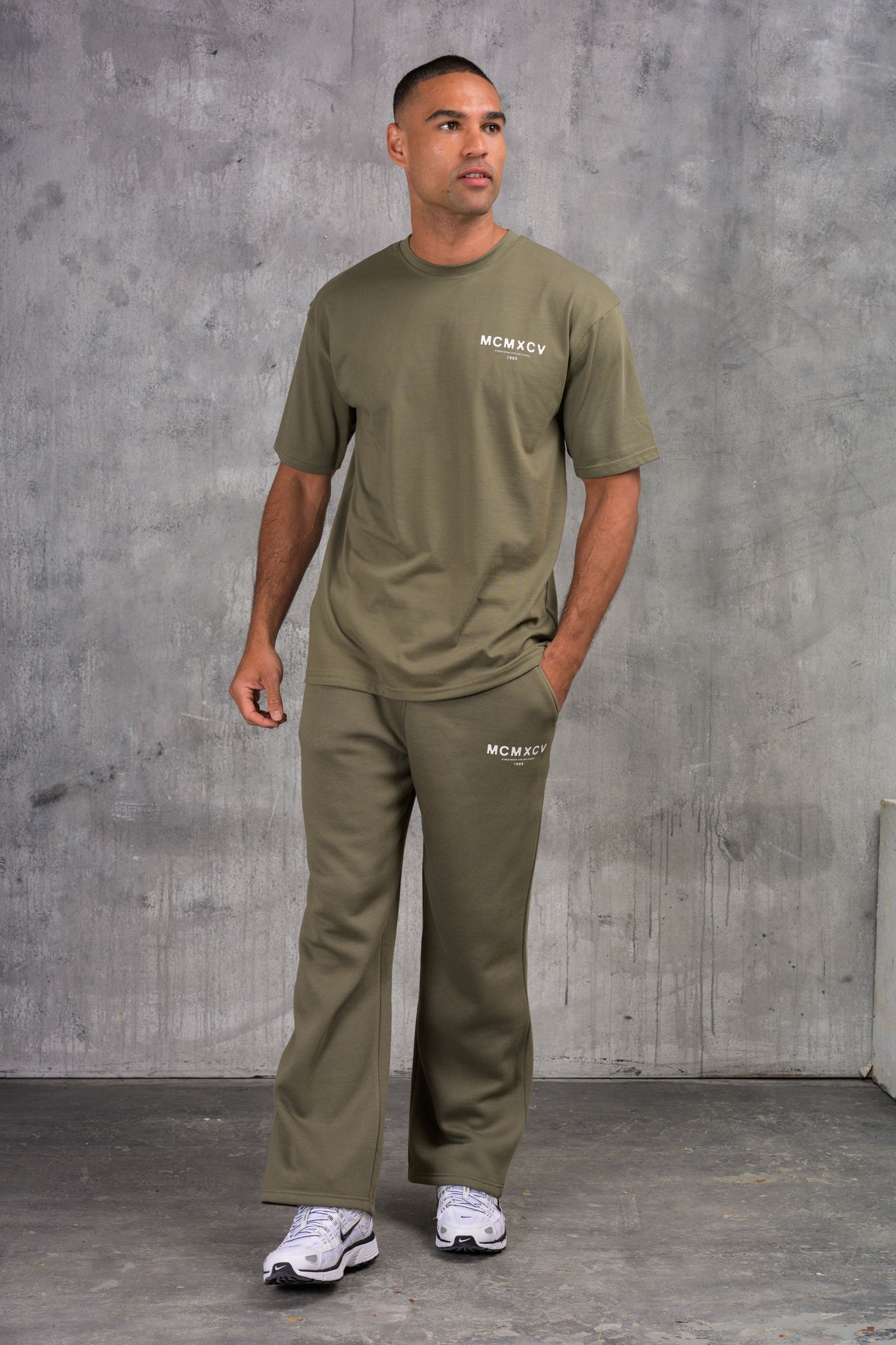 ZEUS TEE & OPEN JOGGER SET - KHAKI
