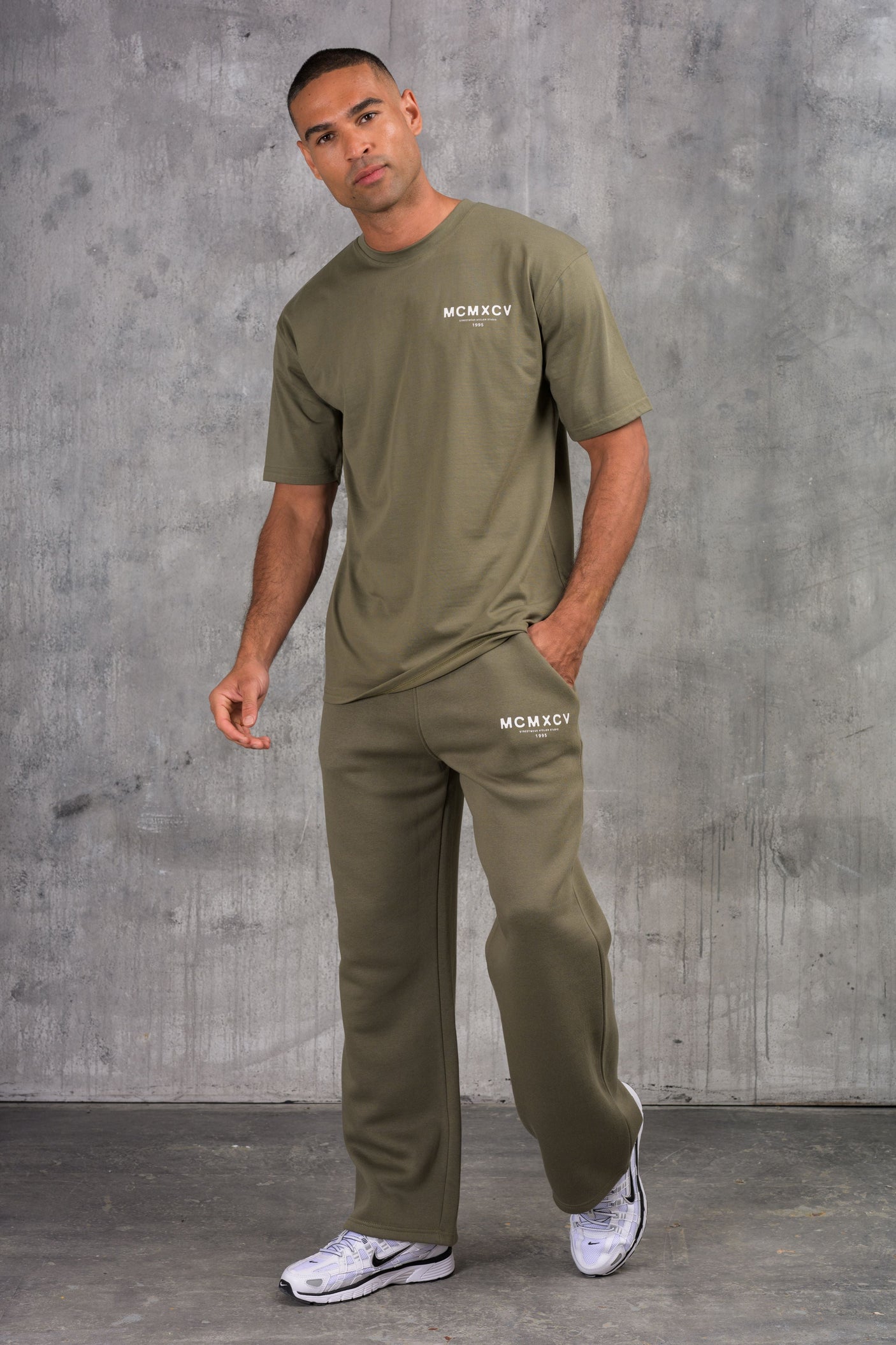 ZEUS TEE & OPEN JOGGER SET - KHAKI